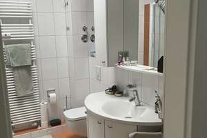 Helle 2-Zimmer Wohnung mit Balkon im 4. OG in Regensburg – Die vollständige Adresse der Immobilie erhältst du vom Anbieter., 93049 Westenviertel, Regensburg – Vorschaubild 5