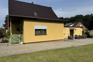Einfamilienhaus mit Einliegerwohnung – Die vollständige Adresse der Immobilie erhältst du vom Anbieter., 18225 Kühlungsborn – Vorschaubild 2