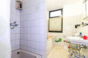 Für Anleger: MFH mit 6 Einheiten und Top-Potenzial in urbaner Lage von Gelsenkirchen – Gelsenkirchen – Vorschaubild 10