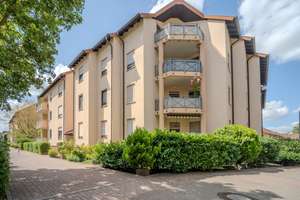 Großzügige 4-Zimmer-Dachgeschosswohnung mit Balkon und TG-Stellplatz in Rheinau - nur bei realunis – 68219 Rheinau, Mannheim – Vorschaubild 14