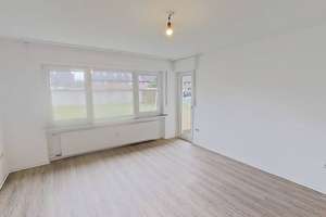 Geräumige 3-Zimmer-Erdgeschosswohnung mit BALKON