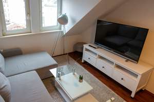 Upscale fully furnished apartment with EBK in prime location – 60385 Bornheim, Frankfurt am Main – Vorschaubild 2