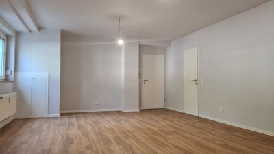 Frisch renovierte 2 Zimmerwohnung in beliebter Lage von Liederbach