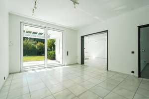Bungalow im Dichterviertel mit uneinsehbarem Garten und Swimmingpool im Haus – Die vollständige Adresse der Immobilie erhältst du vom Anbieter., 40474 Stockum, Düsseldorf – Vorschaubild 7