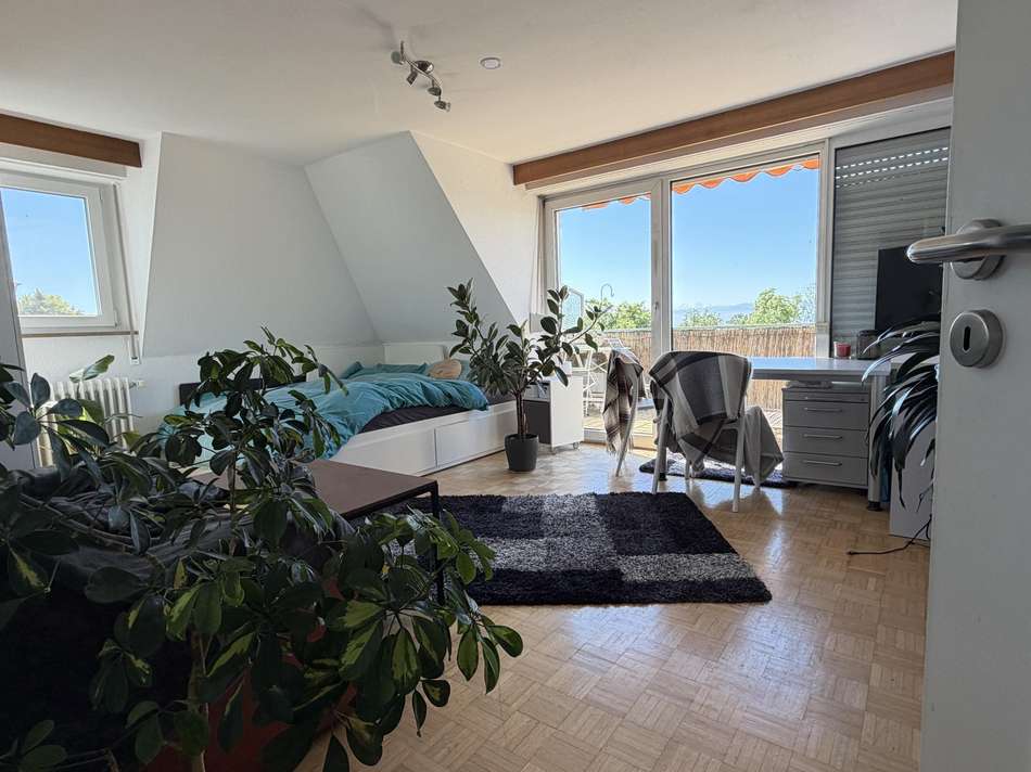 Zimmer / Wohnzimmer