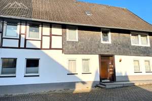Freistehendes Mehrfamilienhaus in Northeim-Langenholtensen – Untere Dorfstraße 21, 37154 Northeim – Vorschaubild 2