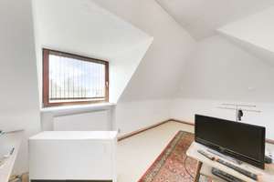 Repräsentatives 3-Parteienhaus mit Potenzial im Ehnernviertel zu verkaufen! – Die vollständige Adresse der Immobilie erhältst du vom Anbieter., 26121 Ehnernviertel, Oldenburg (Oldenburg) – Vorschaubild 15
