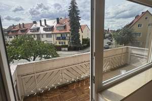 3-Zimmer-Wohnung mit Terrasse, Einbauküche & ruhiger Lage in Nürnberg-Eibach / direkt vom Eigentümer – Fritz-Weidner-Straße 31, 90451 Eibach, Nürnberg – Vorschaubild 3