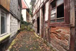Einfamilienhaus in zentraler Lage zum Selbstausbau ! – Suhl – Vorschaubild 40