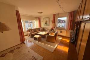 * TOP! Großzügige, gepflegte 4,5-Zi.-Wohnung mit Balkon * 105 qm * gute Lage in S-Untertürkheim *