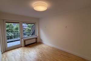 Großzügiges Wohnen auf 168 m² in bester Lage – mit 4 Balkonen und Einzelgarage – Die vollständige Adresse der Immobilie erhältst du vom Anbieter., 40237 Düsseltal, Düsseldorf – Vorschaubild 13