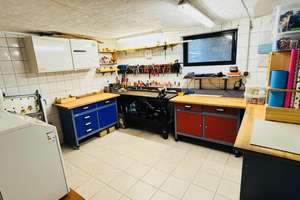 Charmantes Einfamilienhaus mit Doppelgarage und schönem Grundstück in Gummersbach-Windhagen! – Die vollständige Adresse der Immobilie erhältst du vom Anbieter., 51647 Gummersbach – Vorschaubild 18