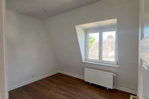 Großzügige Altbauvilla / großes Grundstück/ große Garage – Wiesbaden – Vorschaubild 20