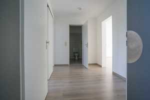 Großzüg, modern, großer Balkon, vollständig renoviert, hervorragende Wärmedämmung – Naumburgstraße 14, 38124 Braunschweig – Vorschaubild 5