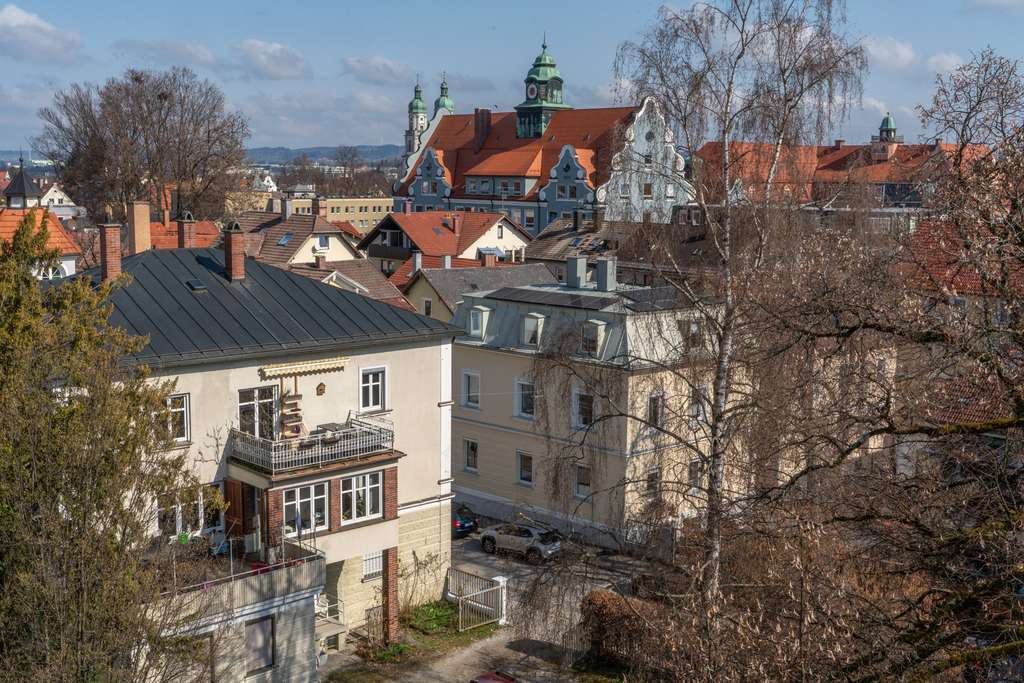 Immobilie in Kempten (Allgäu) - Helle 32m² Wohnung mit Balkon im 5. OG in Kempten zentrumsnah - Bild 1