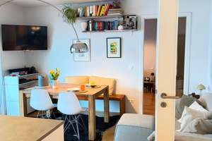 Helle 3-Zimmer Wohnung mit Dachterrasse und hochwertiger EBK  in München-Freiham