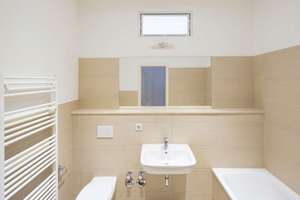 Bezugsfreie, sanierte 2-Zimmer-Altbauwohnung in gefragter Kreuzberger Lage – Freiligrathstraße 11, 10967 Kreuzberg, Berlin – Vorschaubild 9