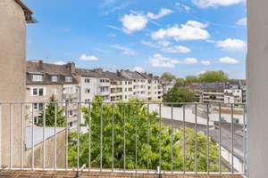 100 m² über den Dächern von Düsseltal – Maisonette mit zwei Balkonen in Szenelage von Düsseldorf – 40237 Düsseltal, Düsseldorf – Vorschaubild 8