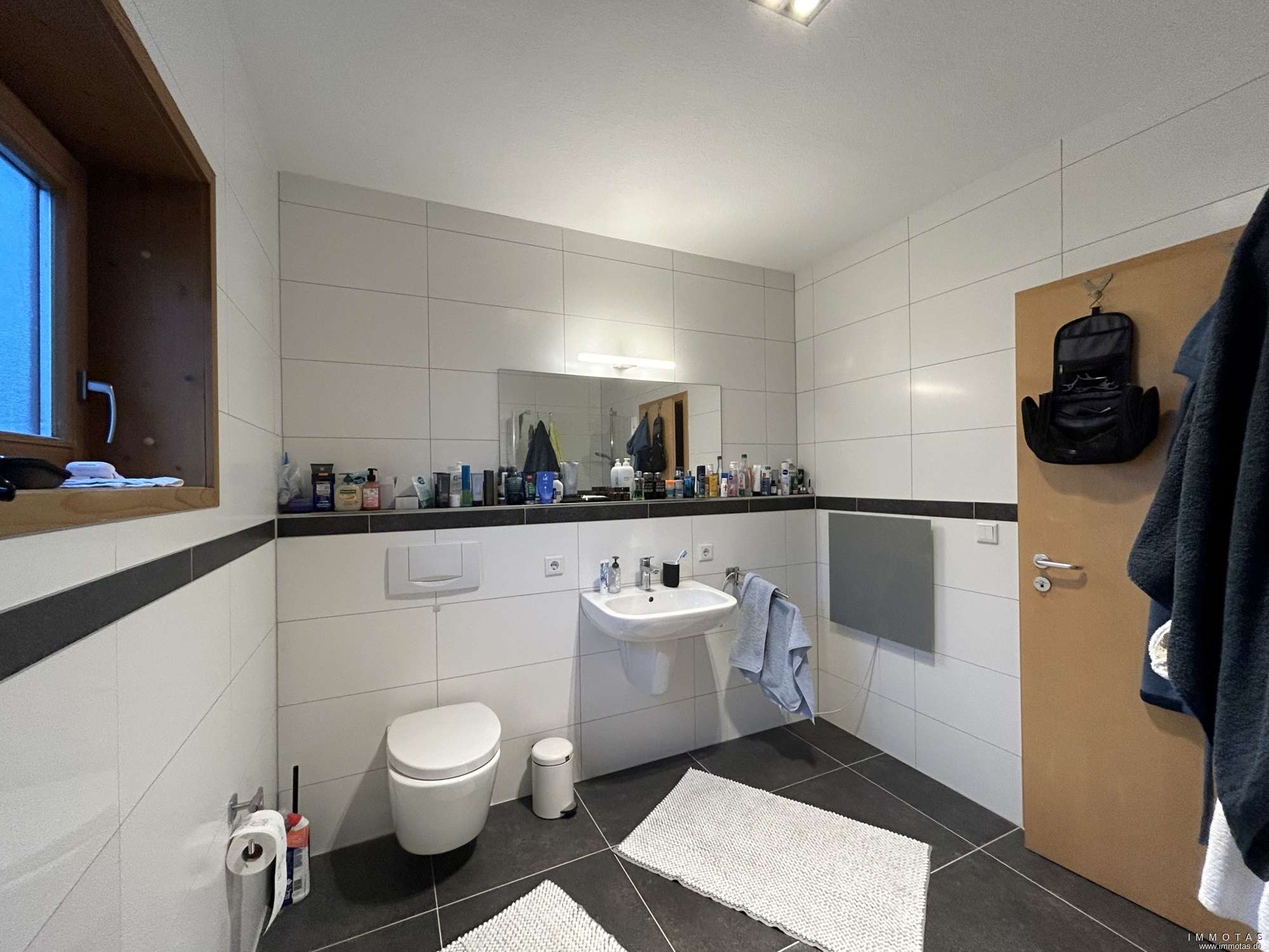 Immobilie in Erbes-Büdesheim - Familienfreundliches Nagelhaus-Einfamilienhaus mit ELW zur Vermietung oder Mehrgenerationenwohnen - Bild 3