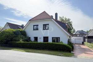Großes Wohnhaus mit schönem Garten in Ofenerdiek innerhalb Tempo-30-Zone – Die vollständige Adresse der Immobilie erhältst du vom Anbieter., 26125 Ofenerdiek, Oldenburg (Oldenburg) – Vorschaubild 3