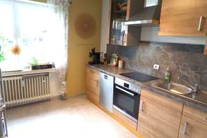 Ruhig gelegene 4-Zimmer-Obergeschoss-Wohnung,  mit Südbalkon, Gartenanteil und Garage – Nelkenstr. 12, 82407 Wielenbach – Vorschaubild 4