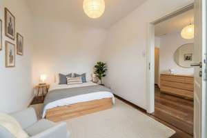 Charmante 3-Zimmer-DG-Wohnung nahe Villa Berg  in Stuttgart-Ost – Die vollständige Adresse der Immobilie erhältst du vom Anbieter., 70190 Stöckach, Stuttgart – Vorschaubild 3