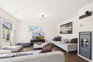 - Wohntraum - KfW-70-Haus mit Kamin, PV-Anlage und 927 m² Grundstück in Ruhiger Lage von Echzell – Die vollständige Adresse der Immobilie erhältst du vom Anbieter., 61209 Echzell – Vorschaubild 10