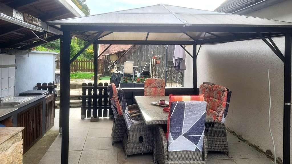 Immobilie in Altmannstein - Provisionsfrei! 4 Zimmer Einfamilienhaus mit großer Dachterrasse in Altmannstein-Neuenhinzenhausen - Bild 3