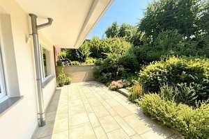 Charmante Gartengeschosswohnung mit Terrasse, Garten und zwei Garagen – Die vollständige Adresse der Immobilie erhältst du vom Anbieter., 45239 Fischlaken, Essen – Vorschaubild 2