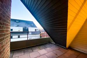 Bremen - Geräumige 1-Zimmer-Dachgeschosswohnung, Fahrstuhl, Balkon und Einbauküche und Flurbereich – Danziger Straße 11, 28237 Lindenhof, Bremen – Vorschaubild 6