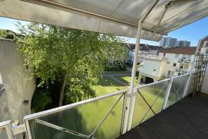 Zentral und grün: Zweizimmerwohnung in der Karlsruher Weststadt