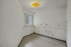 Ideal für Ihre Gestaltungsideen - renovierungsbedürftige 3 Zimmer Terrassenwohnung mit TG-Platz – Die vollständige Adresse der Immobilie erhältst du vom Anbieter., 81375 Neuhadern, München – Vorschaubild 11
