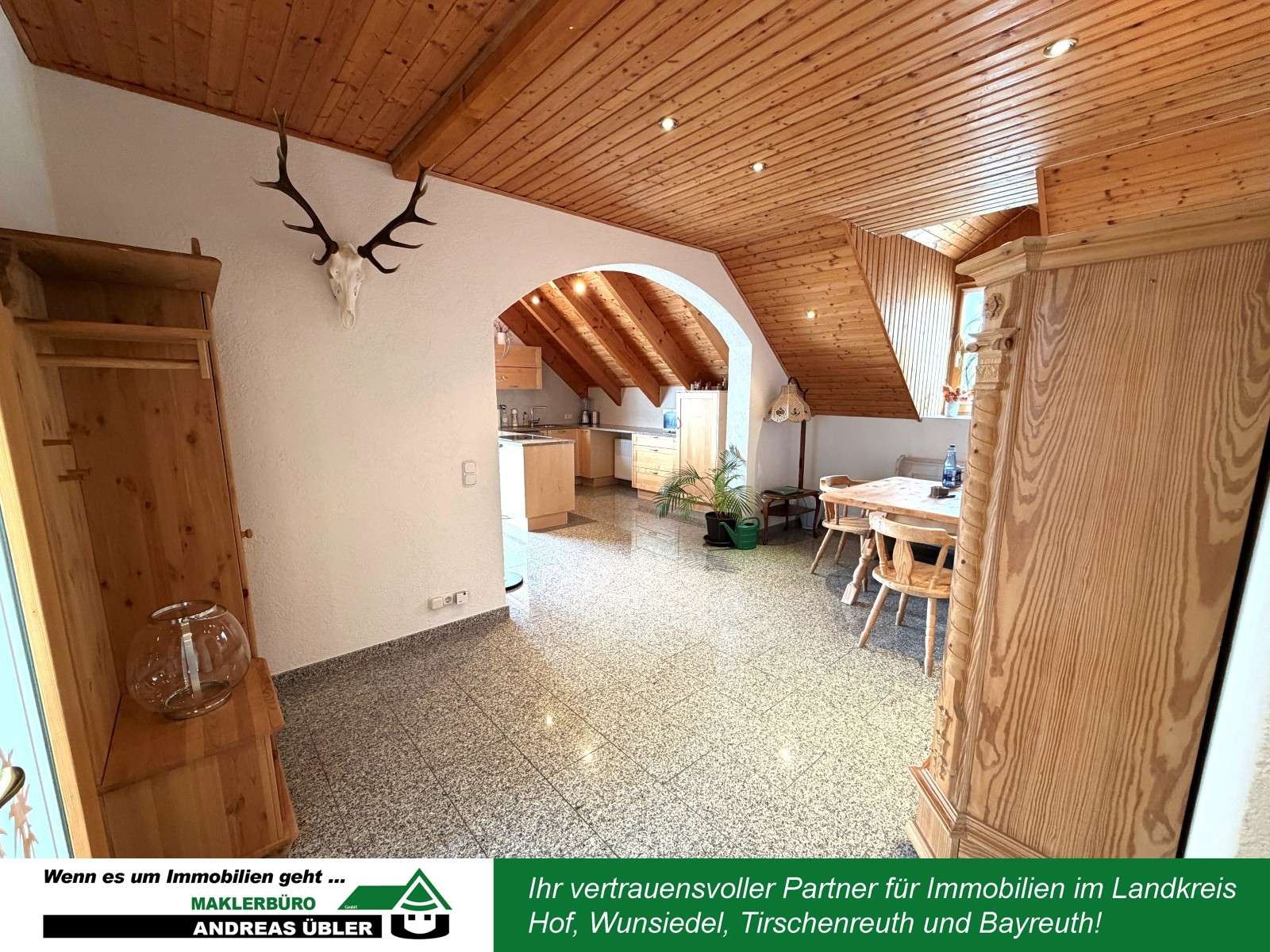 Immobilie in Plößberg - Pure Freiheit: Exklusives Anwesen in Alleinlage mit eigener Fischzuchtanlage - Bild 1