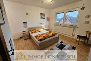 Modernisiertes Haus,  zentrale & ruhige Lage mit überdachter Terrasse und Garten + Ausbaupotenzial – Die vollständige Adresse der Immobilie erhältst du vom Anbieter., 28832 Achim – Vorschaubild 11