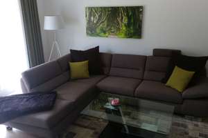Blick in den Wiesenpark - Gemütliche 2-Zimmer-Wohnung mit sonnigem Balkon – Peter-Behrens-Straße 7/7a, 14469 Bornstedt, Potsdam – Vorschaubild 6