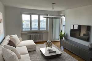 2,5-Zimmer-Wohnung mit Balkon und eigenem Garten – München – Vorschaubild 2