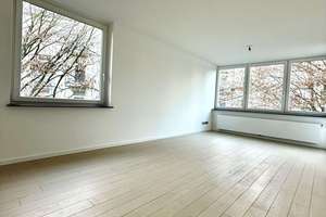 Eppendorf, ruhige, grüne Sackgassenlage, luxuriös modernisierte 2-Zi.-Whg., Stellplatz, courtagefrei – Appener Weg  6, 20251 Eppendorf, Hamburg – Vorschaubild 7