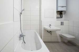Bezugsfreie 2-Zimmer-Altbauwohnung – Mit Kiezflair zwischen Cafés, Boutiquen & Parks! – Driesener Straße 29, 10439 Prenzlauer Berg, Berlin – Vorschaubild 8
