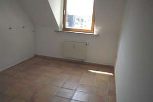 N-Süd, ruhige Seitenstraße! Ganz oben! Vermietete 4-Zi.-Galerie-ETW mit Westbalkon + TG! – Die vollständige Adresse der Immobilie erhältst du vom Anbieter., 90459 Galgenhof, Nürnberg – Vorschaubild 15