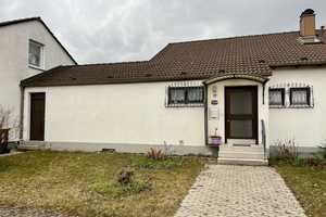 Günstiges, gepflegtes 5-Raum-Reihenhaus in Bobingen – Amselweg 17, 86399 Augsburg (Kreis) – Vorschaubild 4