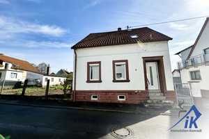 IK |Hütschenhausen: Gemütliches Einfamilienhaus in ruhiger Lage mit sonnigem Garten und Garage – Kaiserslautern (Kreis) – Vorschaubild 2