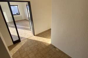 Schöne 2-Zimmer Wohnung mit Balkon, Stellplatz und Einbauküche – Die vollständige Adresse der Immobilie erhältst du vom Anbieter., 33604 Mitte, Bielefeld – Vorschaubild 3