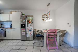 Attraktive 4-Zimmer-Erdgeschosswohnung mit Terrasse und drei Garagen – Die vollständige Adresse der Immobilie erhältst du vom Anbieter., 72505 Krauchenwies – Vorschaubild 3