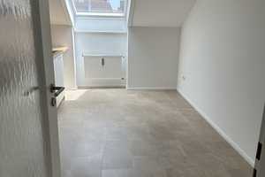 Exklusive 2-Zimmer-Wohnung mit Einbauküche in München – München – Vorschaubild 11