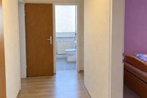 4-Zimmer-Wohnung mit Grünblick, Balkon und zusätzlichen Dachgeschossflächen – 40595 Garath, Düsseldorf – Vorschaubild 17