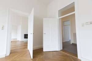 Wunderschöne Altbauwohnung im Gollwitzerhaus – Volkhartsraße 12, 86512 Georgs- und Kreuzviertel, Augsburg – Vorschaubild 6