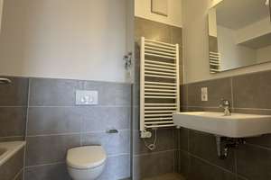 Helle 3-Zimmerwohnung * 3.OG * Einbauküche * 2 Bäder * Balkon zum Innenhof * im grünen Alt-Treptow – Kiefholzstr. 25, 12435 Alt-Treptow, Berlin – Vorschaubild 12
