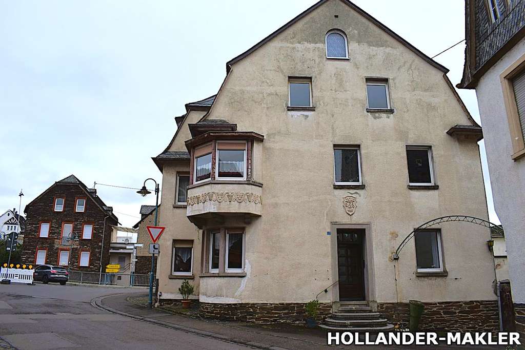 Immobilie in Reil - Großzügiges Winzerhaus mit Moselblick im Zentrum von Reil - Bild 0