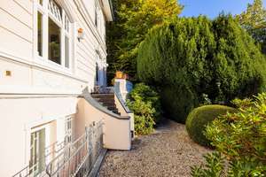 Repräsentative Beletage mit Garten über zwei Ebenen
