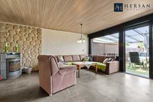 Modernisiertes Reihenmittelhaus mit attraktiver Raumaufteilung und Garten in Niederzier-Ellen! – Düren (Kreis) – Vorschaubild 2